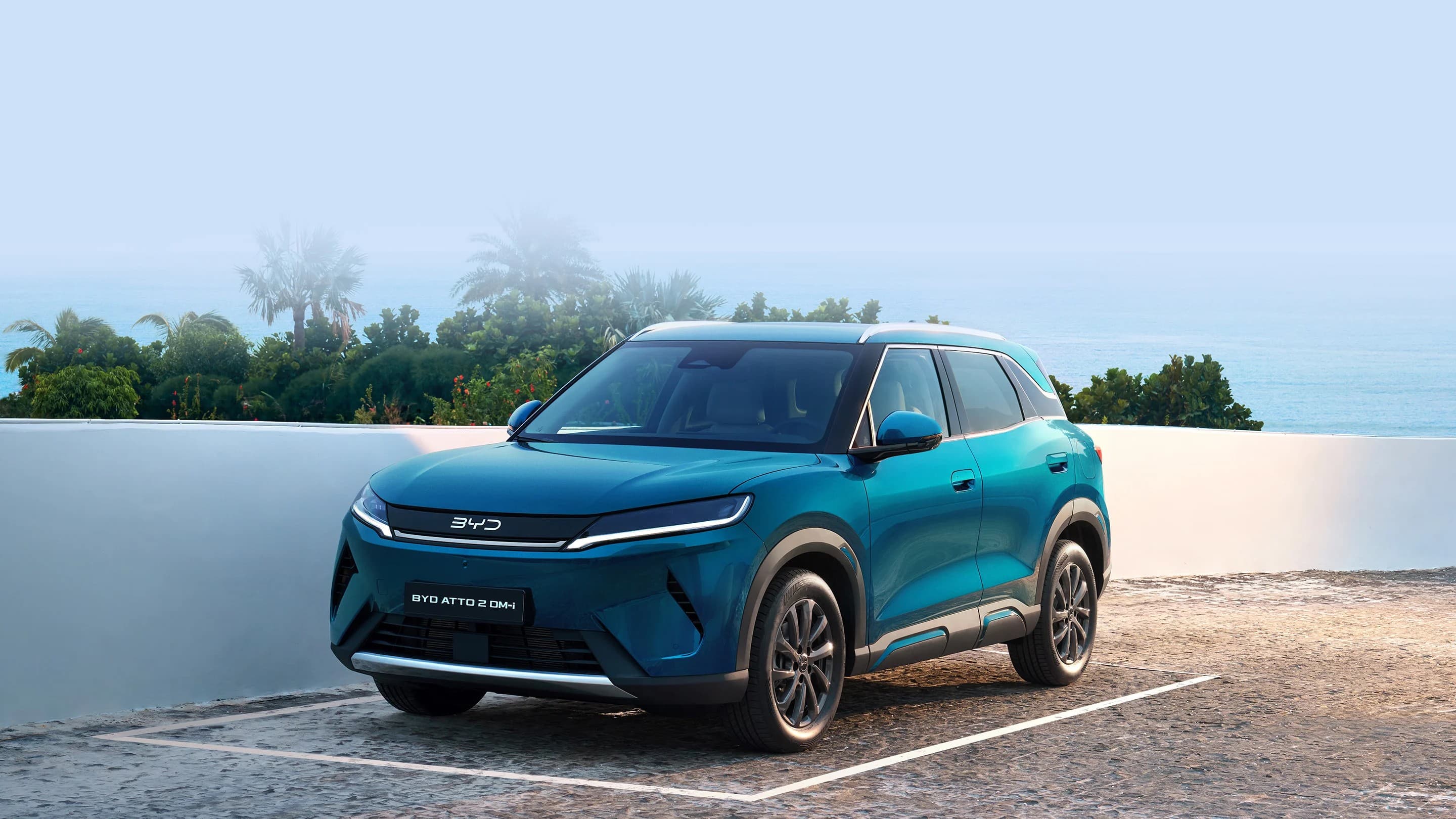 BYD revela Atto 2 DM-i Flex, seu primeiro híbrido plug-in nacional produzido na Bahia
