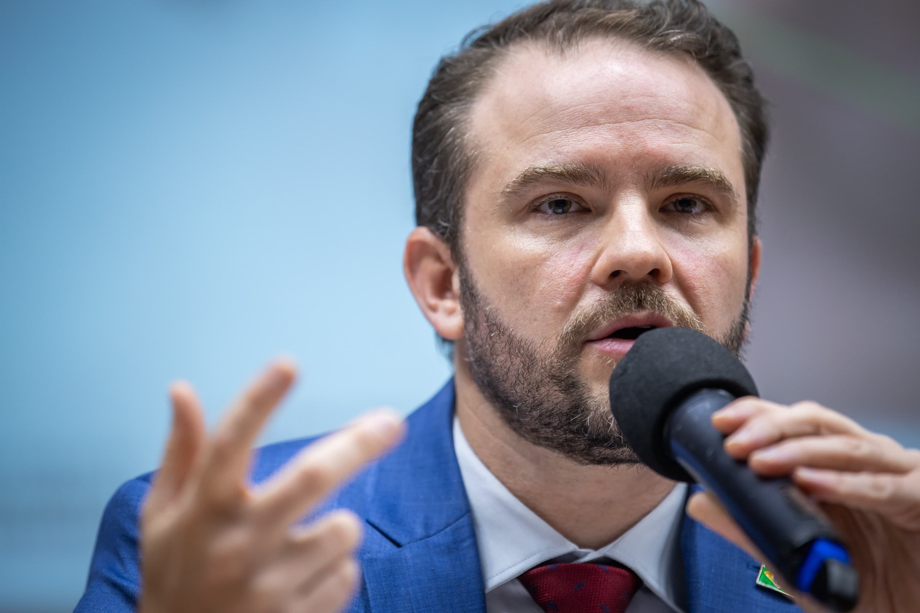 Operação Carbono Oculto: Nova fase desarticula esquema de lavagem de dinheiro do PCC no setor de combustíveis
